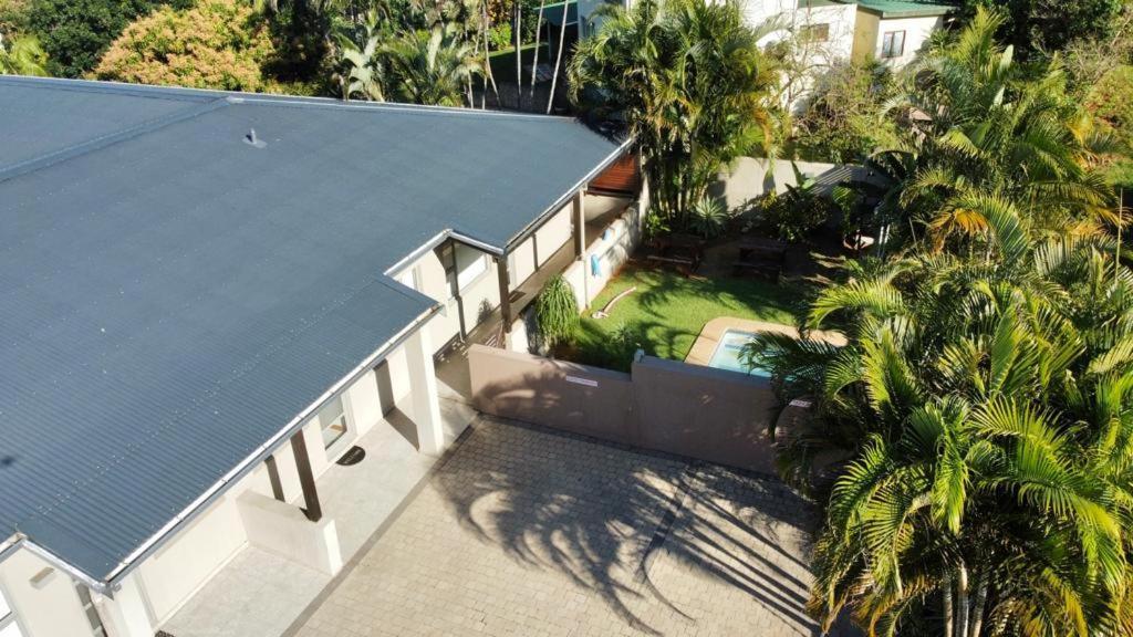 Apartment Stylish Modern 2 Bed In Shaka's Rock Ballito